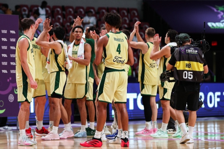 pulse-kaiyun.com-来势汹汹！2连冠澳大利亚血洗伊朗&amp;亚洲杯17胜0负 决赛战中国男篮